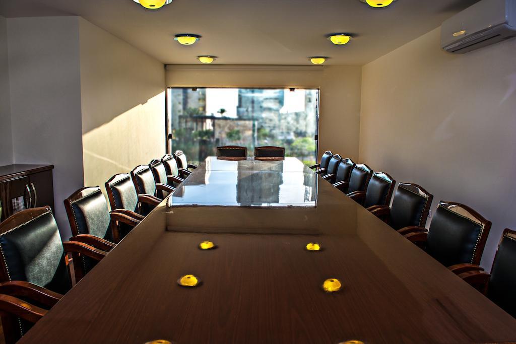 Al Murjan Palace Hotel Jounieh Bagian luar foto