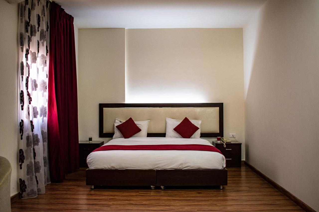 Al Murjan Palace Hotel Jounieh Bagian luar foto