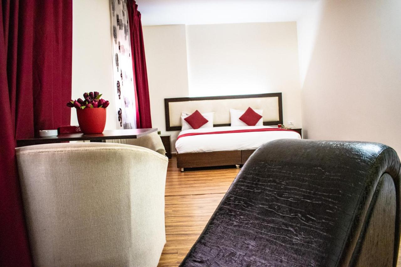 Al Murjan Palace Hotel Jounieh Bagian luar foto
