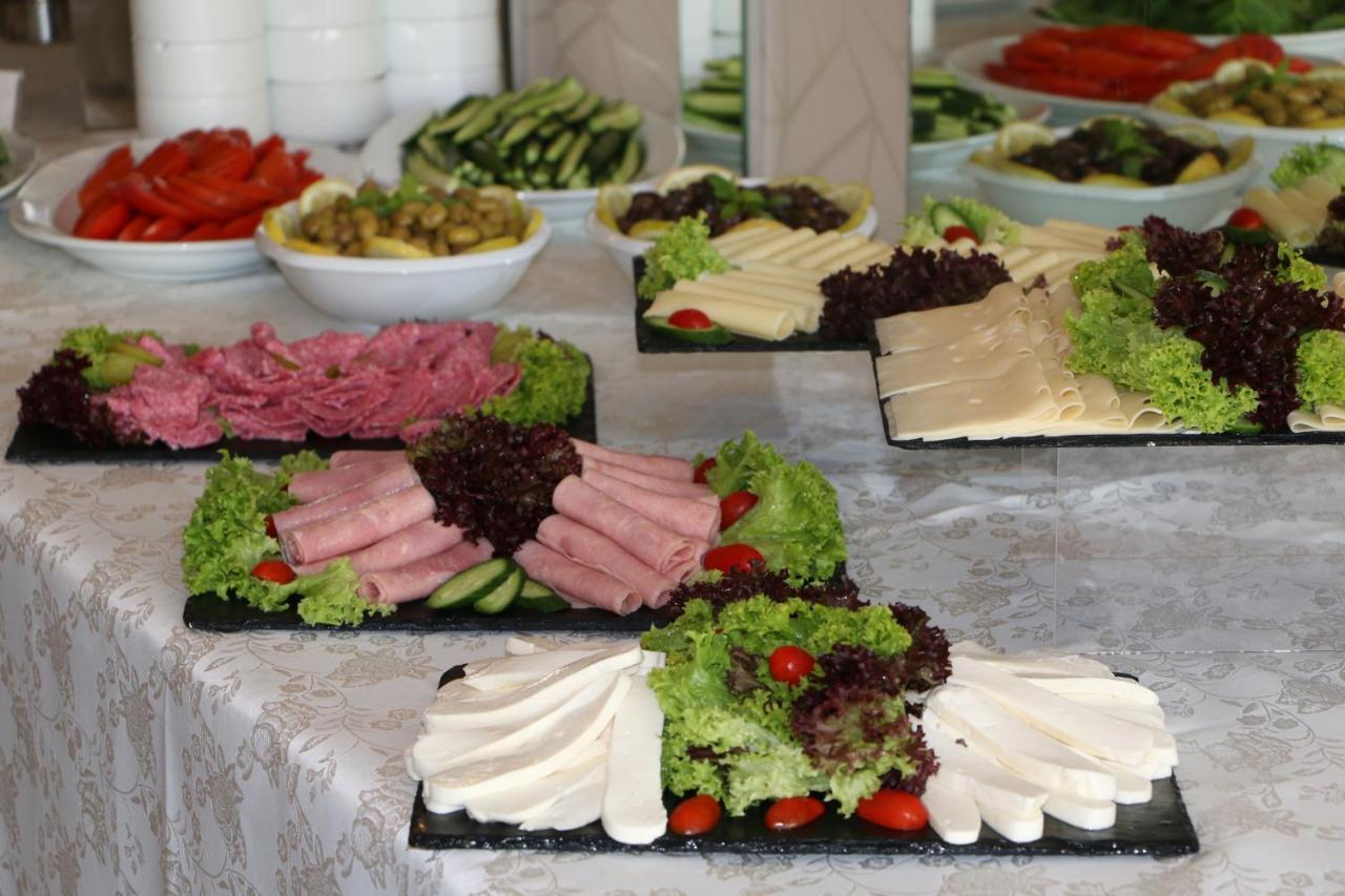 Al Murjan Palace Hotel Jounieh Bagian luar foto