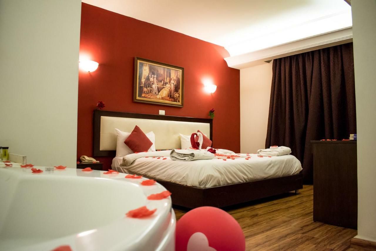 Al Murjan Palace Hotel Jounieh Bagian luar foto