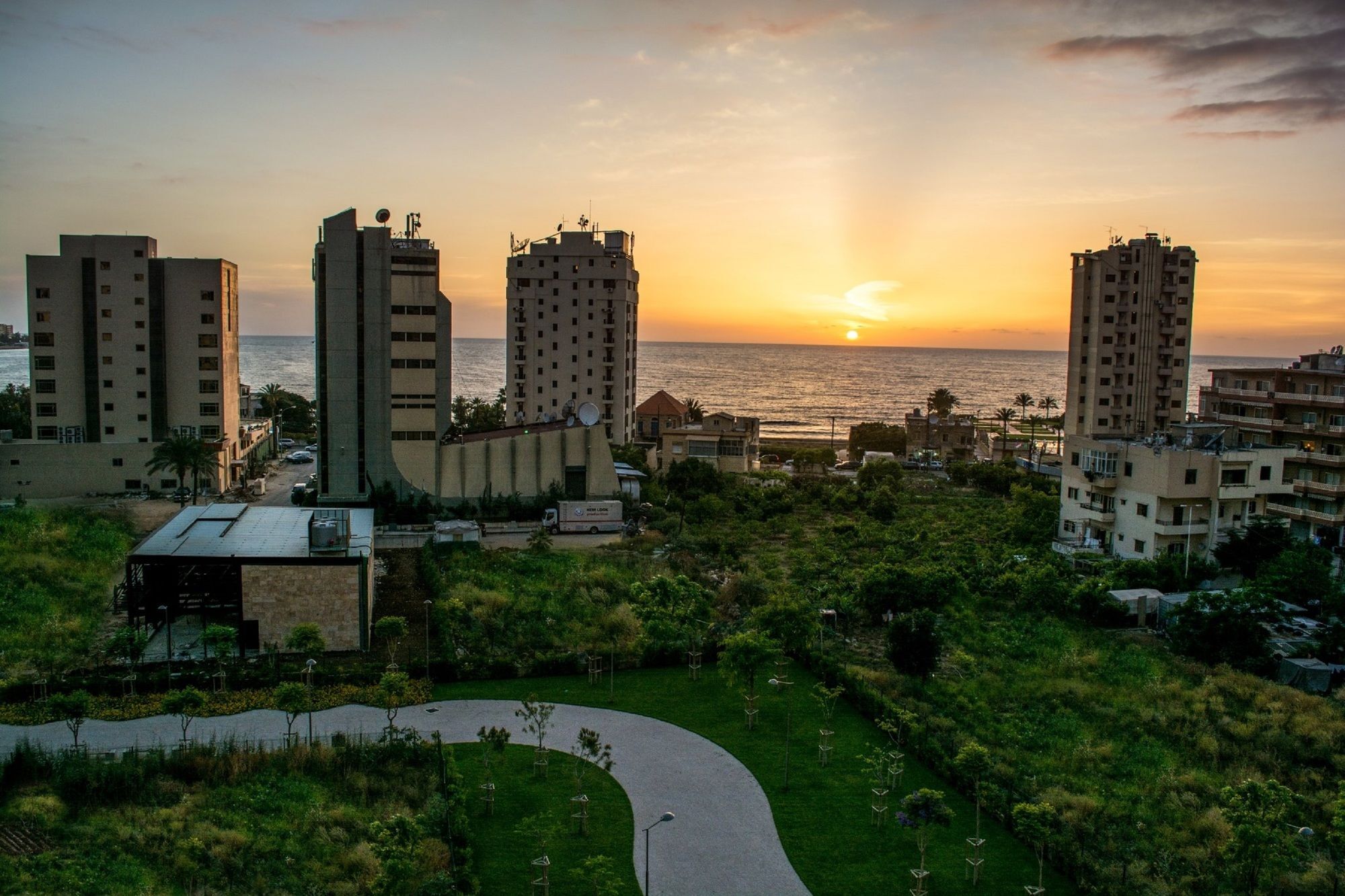Al Murjan Palace Hotel Jounieh Bagian luar foto