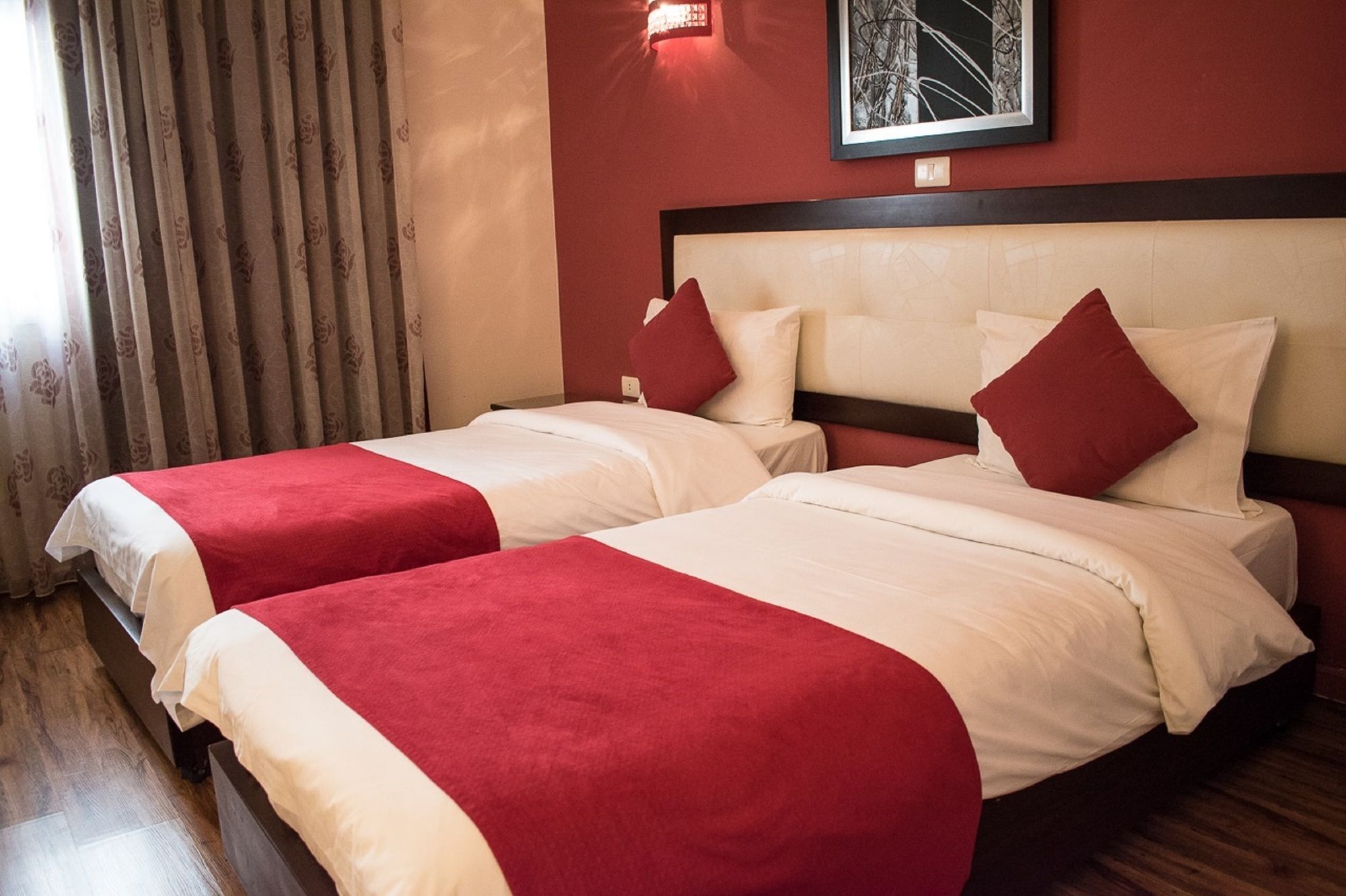 Al Murjan Palace Hotel Jounieh Bagian luar foto